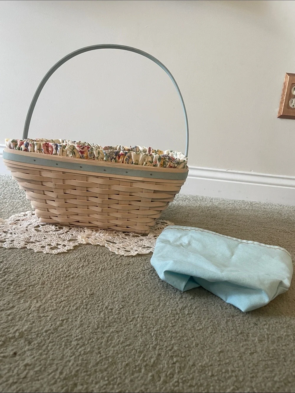 Longaberger 2003 Large Whitewashed Easter Basket